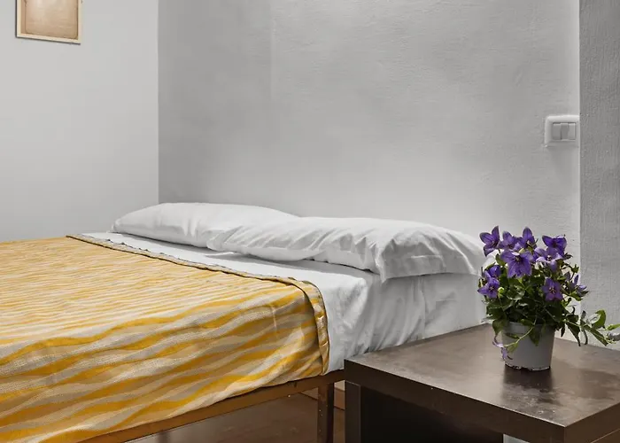 Cavour 172 - Monti Near Colosseum By Rhr Apartment