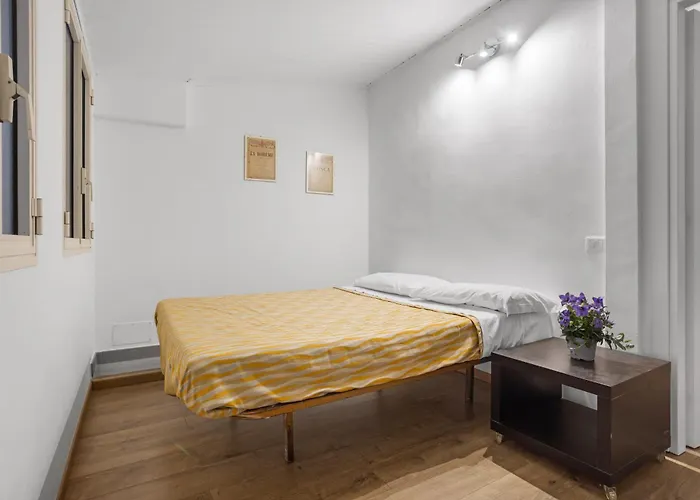 Cavour 172 - Monti Near Colosseum By Rhr Apartment
